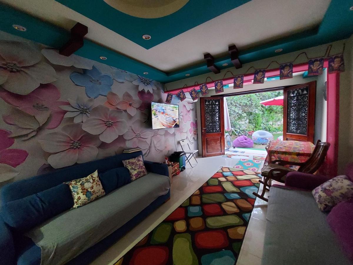Apartment Lovely At Mamora Beach: Beachfront Garden Oasis *